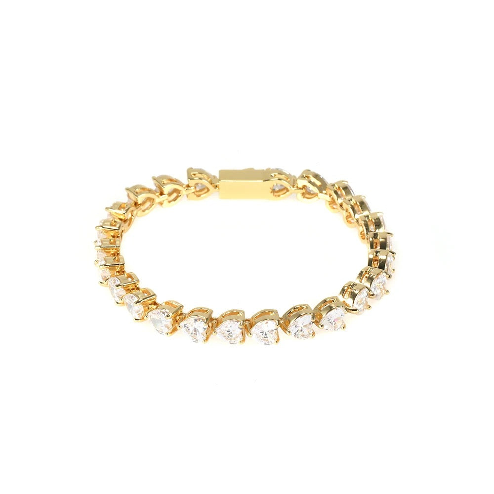 Heart bracelet white