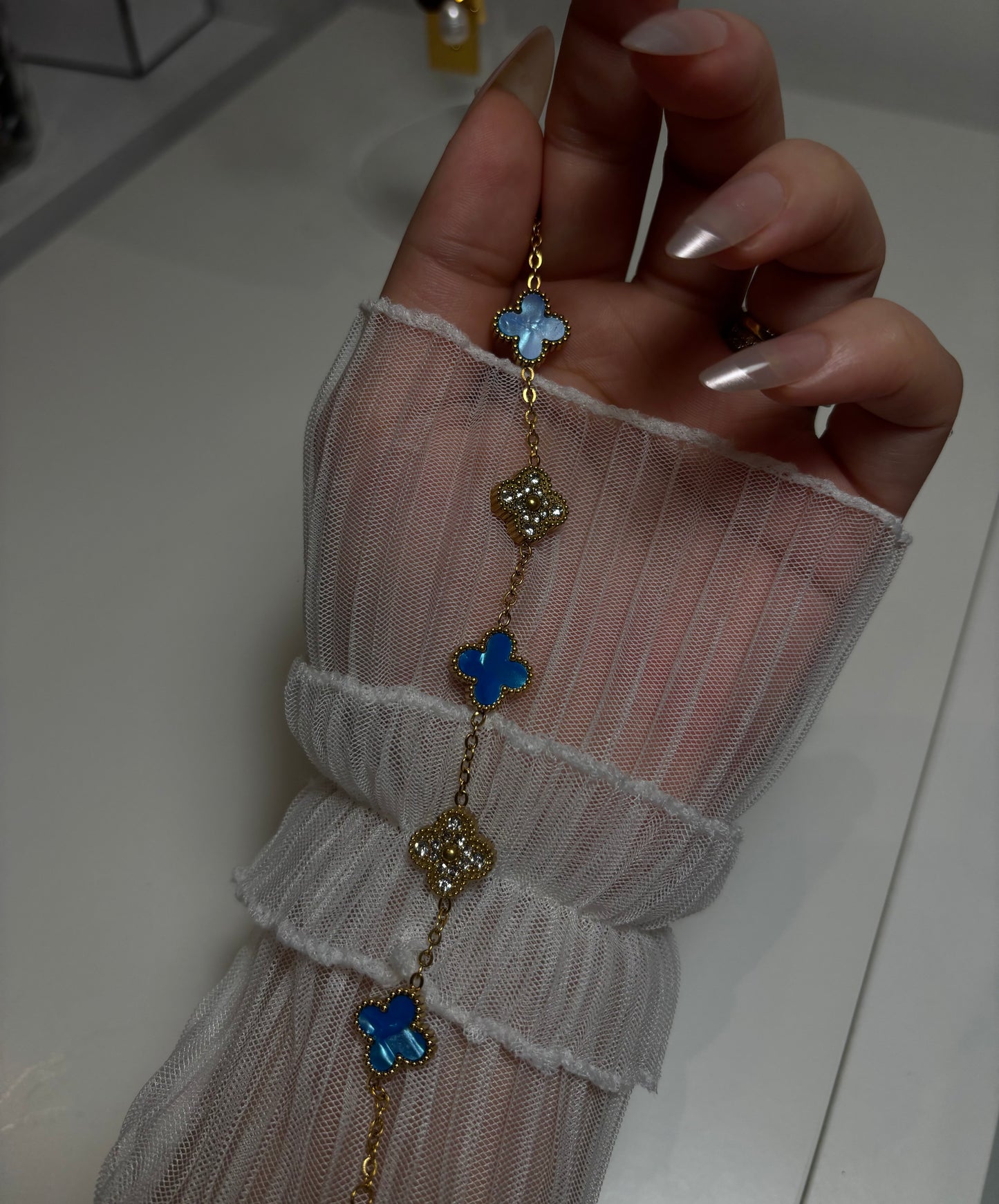 Clover bracelet light blue | 18k
