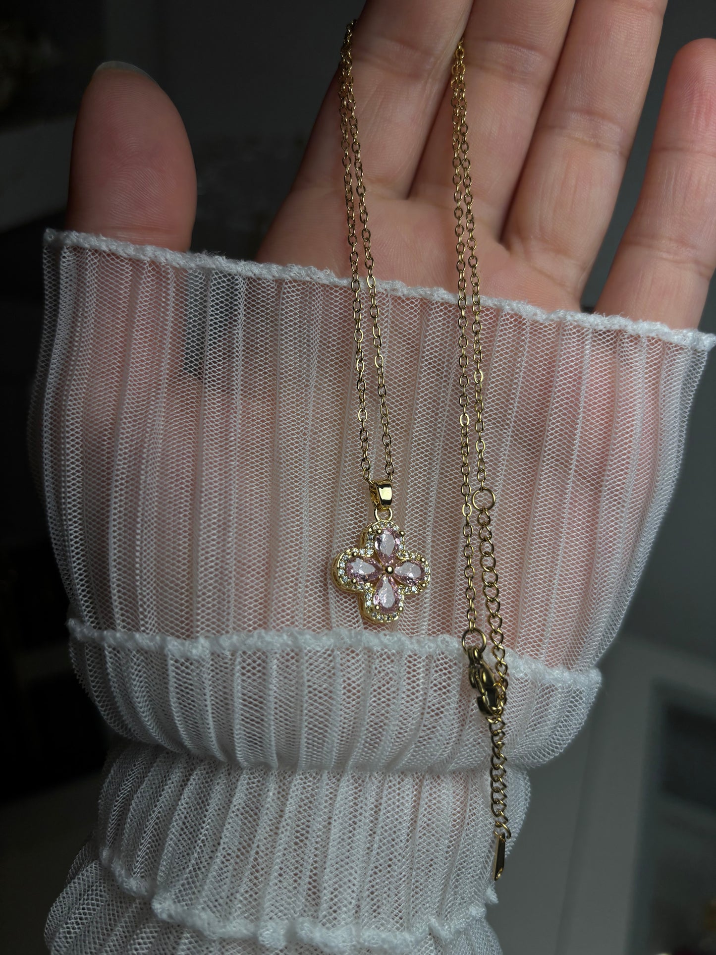 Flower necklace