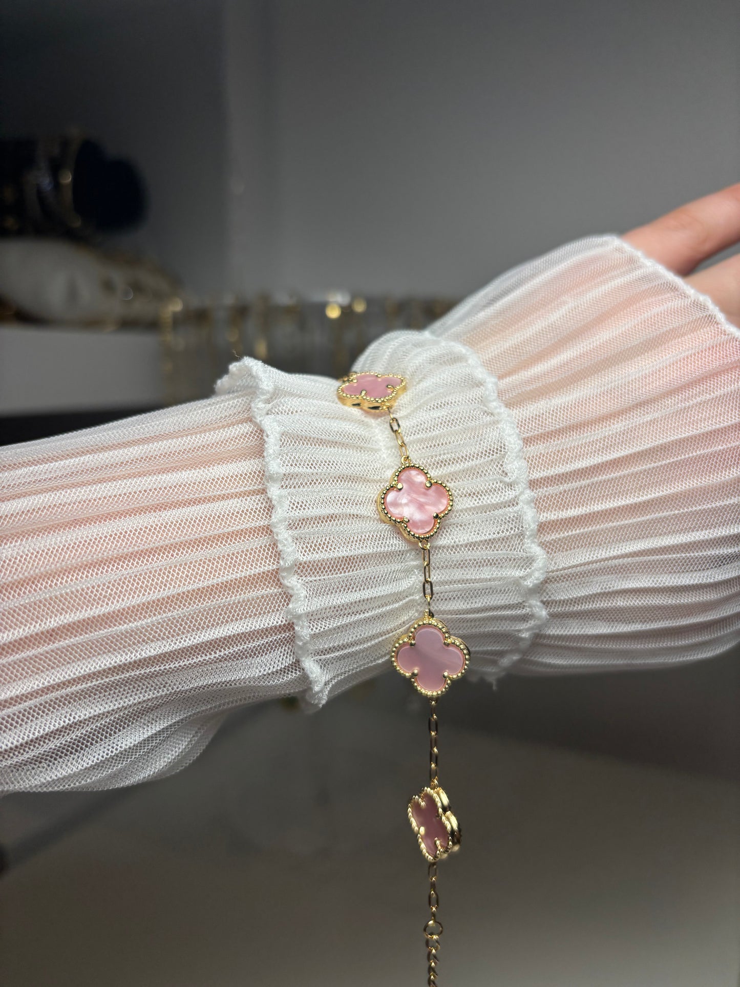 Clover bracelet pink