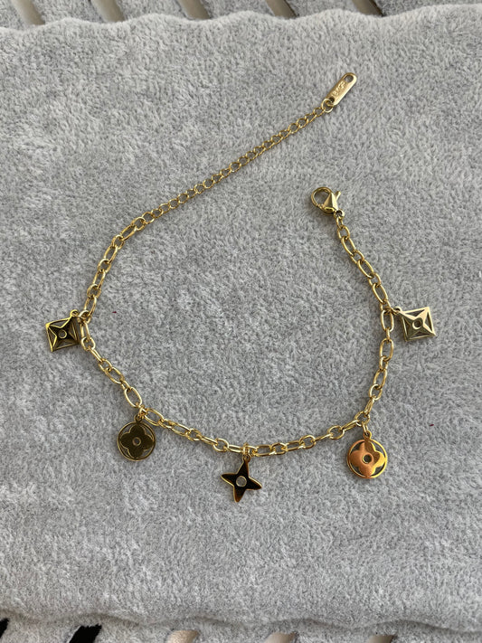 Yara bracelet