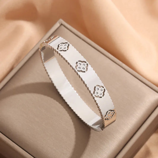 Klaver bangle zilver