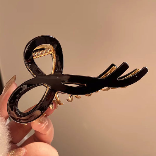 Hair clip black