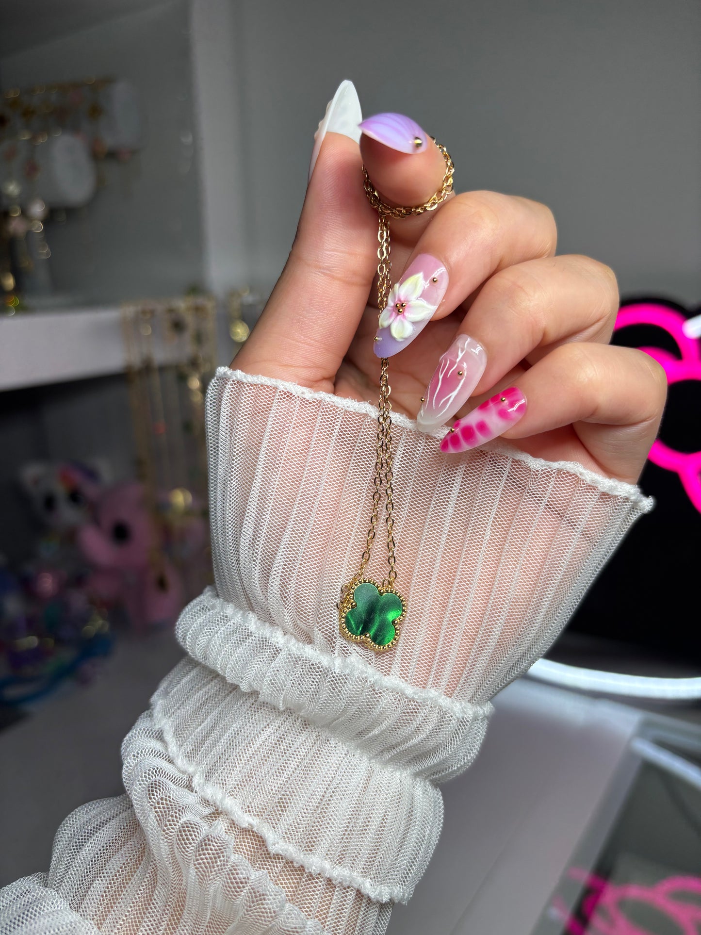 Clover necklace green