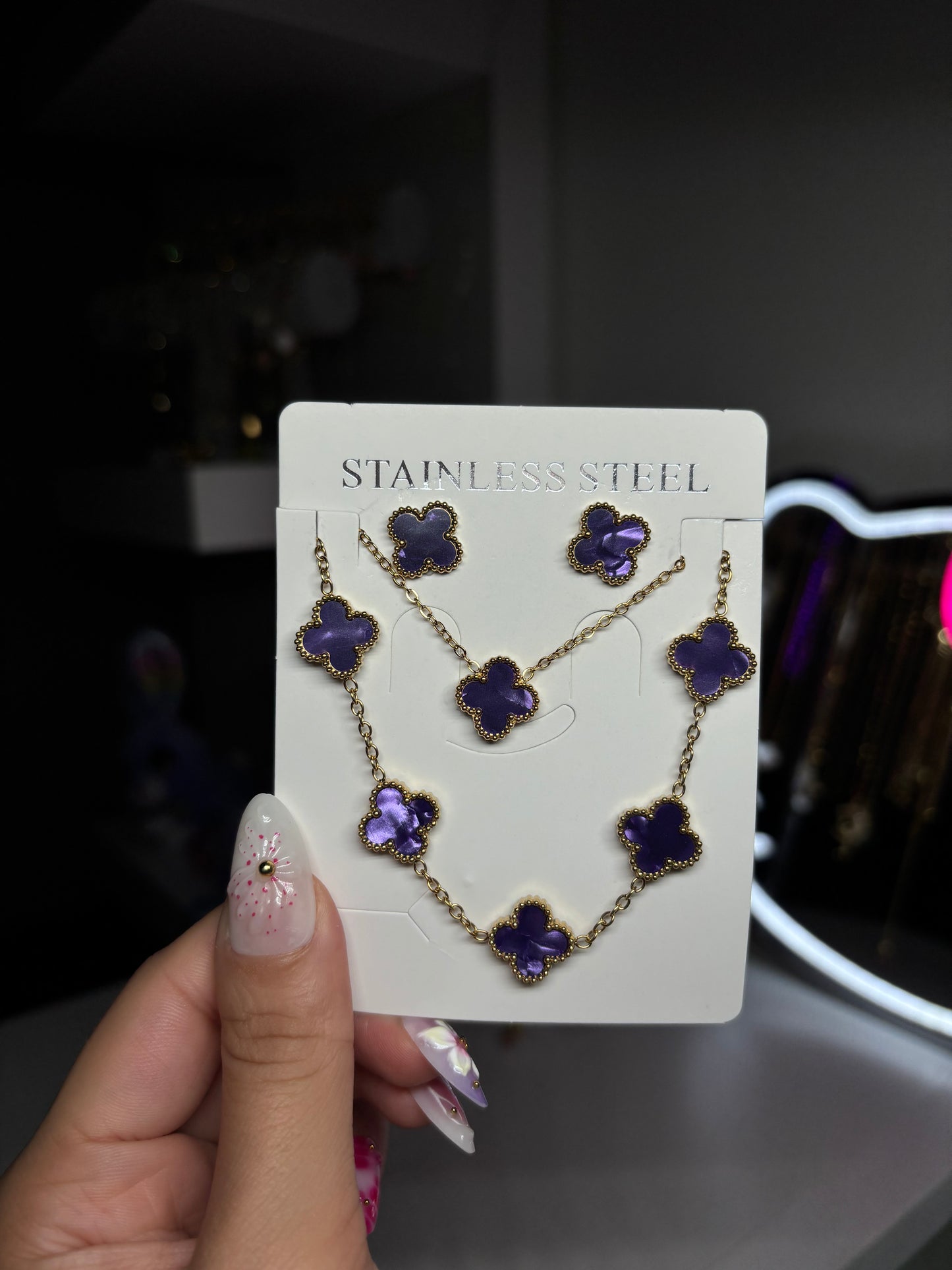 Clover set purple