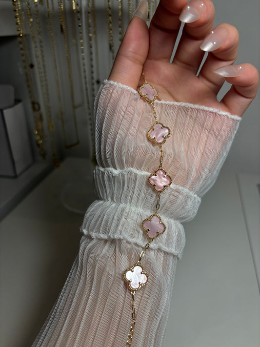 Clover bracelet pink