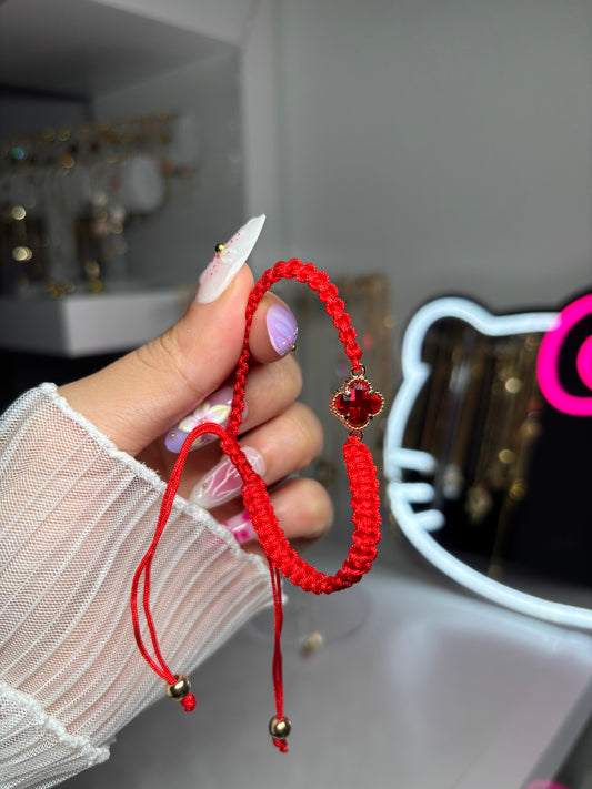 Macramé bracelet red