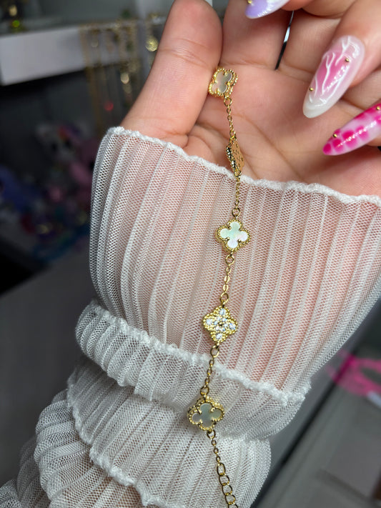 Clover bracelet white/glitter